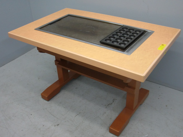 鉄板テーブル（たこ焼プレート付）
