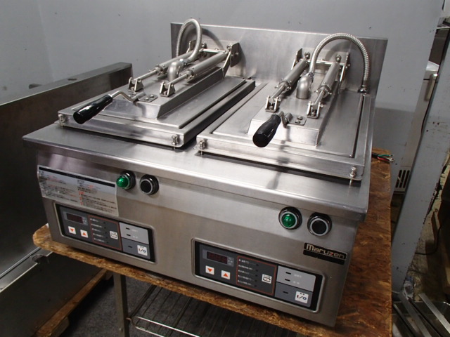 中古　マルゼン　電気自動餃子焼器　架台付き　MAZE-4　2023年製　中古　厨房機器 - 7